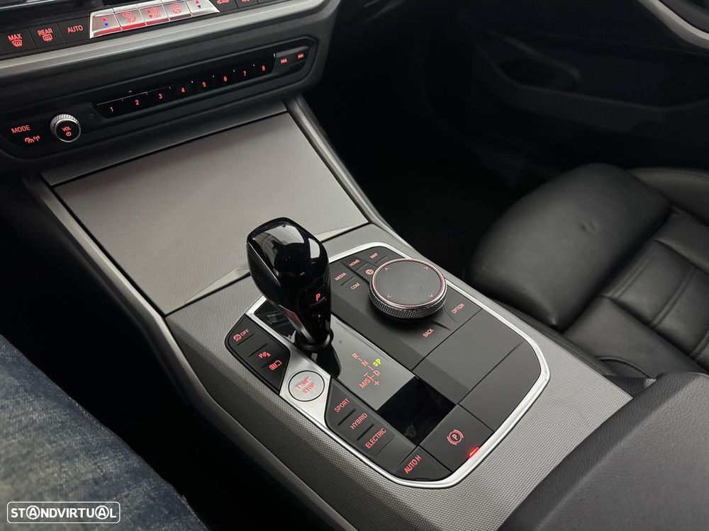BMW 330 e Pack M Auto - 22