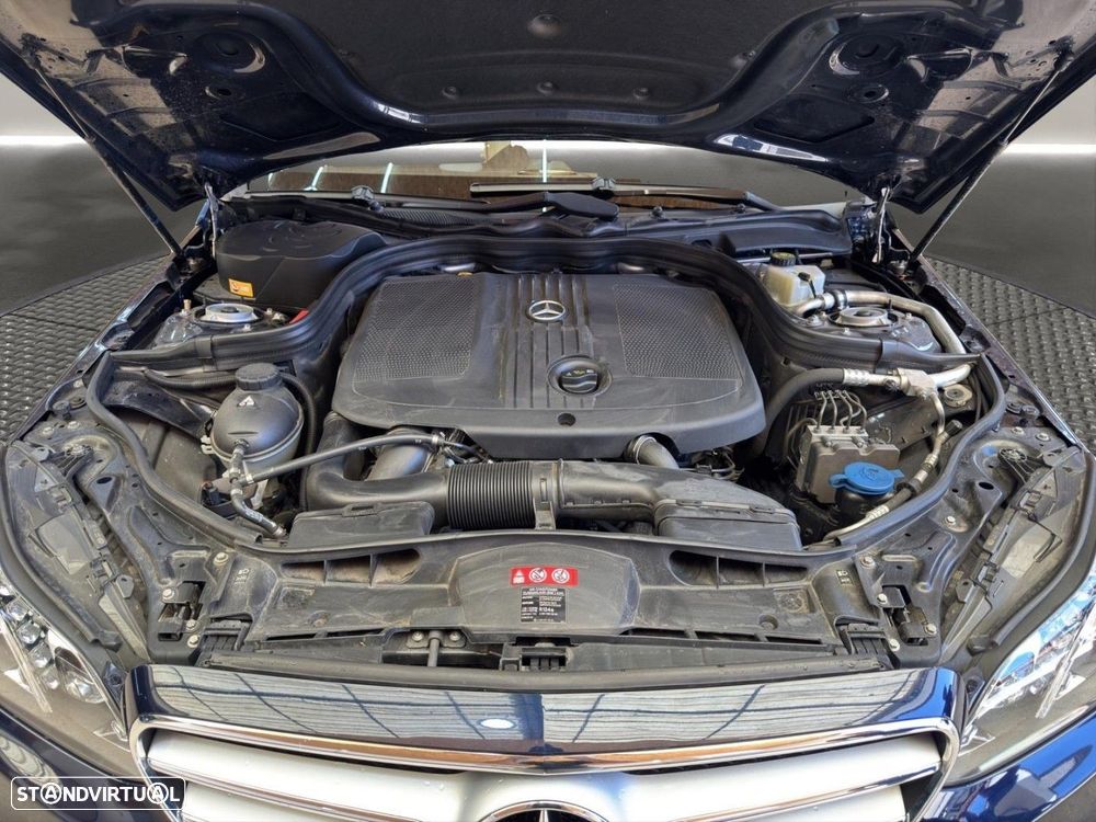 Mercedes-Benz E 250 CDi Avantgarde BlueEfficiency Auto. - 26