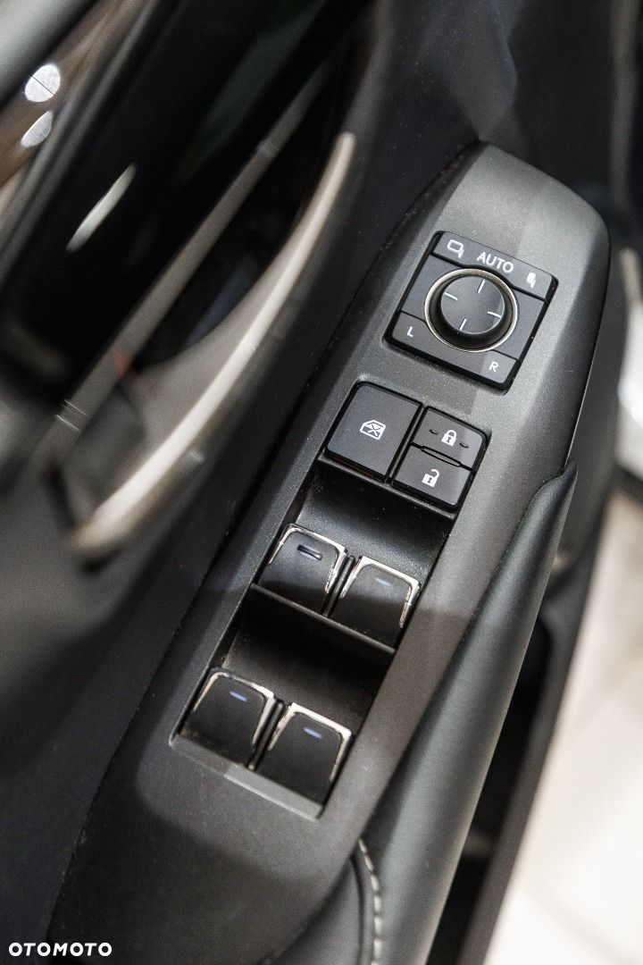Lexus NX - 31
