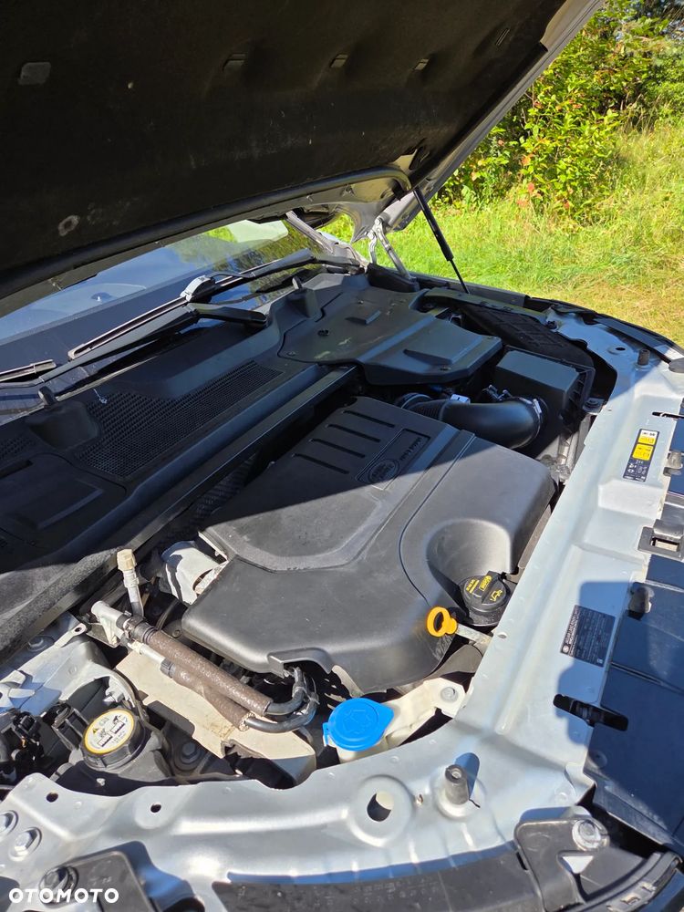 Land Rover Discovery Sport 2.0 Si4 HSE - 31