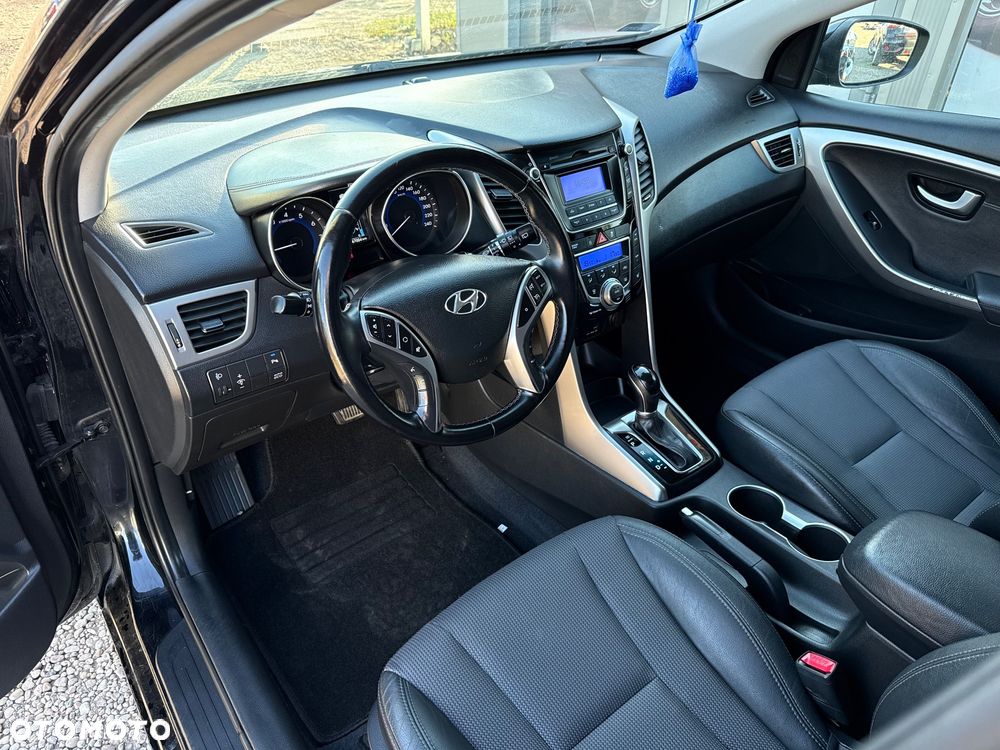 Hyundai i30 1.6 Comfort EU5 - 14