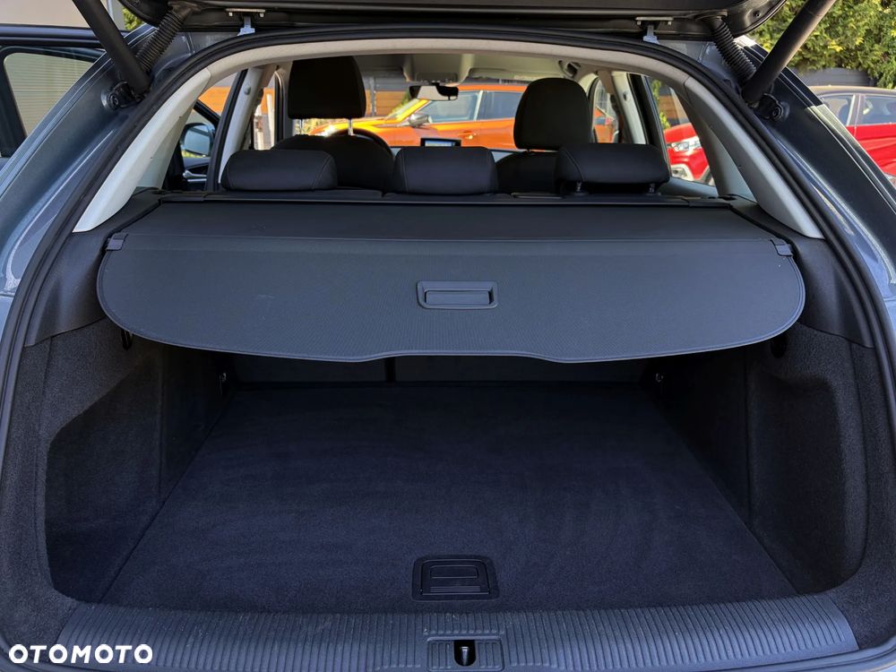 Audi Q3 1.4 TFSI Edycja Specjalna S tronic - 38