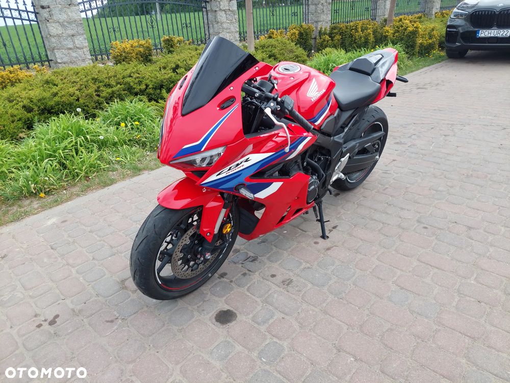 Honda CBR - 1
