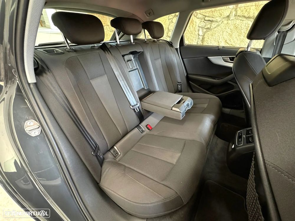 Audi A4 Avant 2.0 TDI S-line - 17