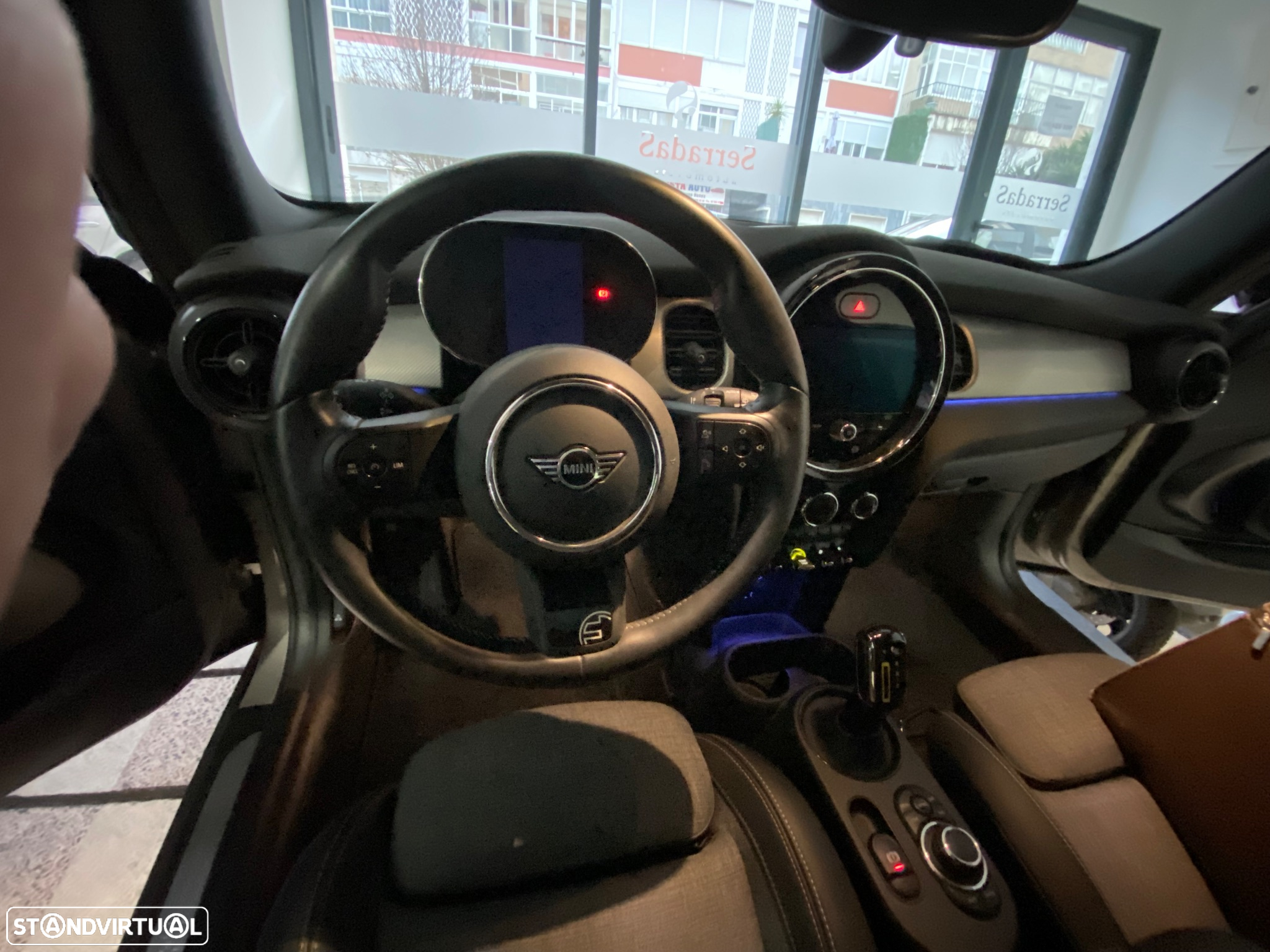 MINI 3 Portas Cooper SE Collection 2021 - 21