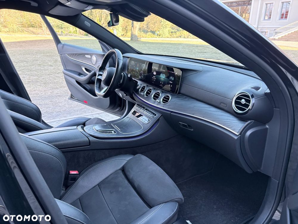 Mercedes-Benz Klasa E - 14