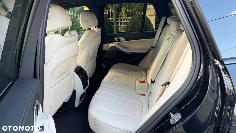 BMW X5 xDrive25d Sport-Aut - 23