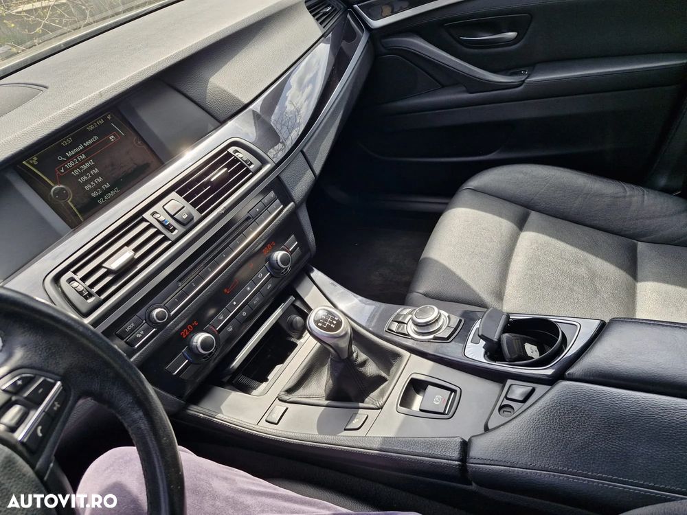 BMW Seria 5 520d - 6