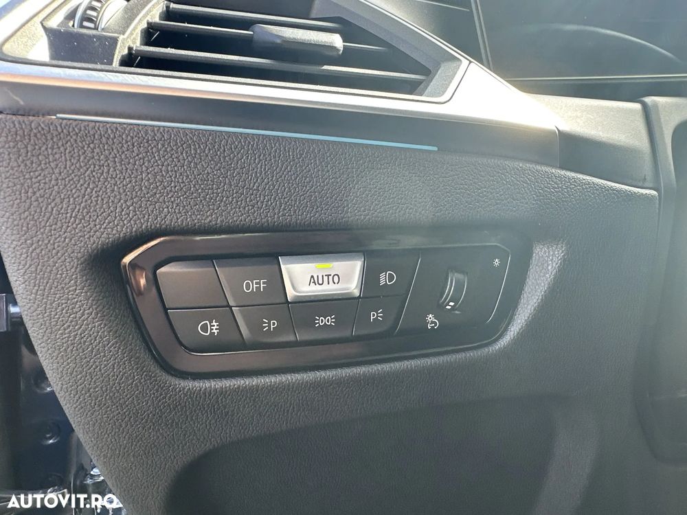 BMW Seria 3 320i xDrive AT - 15