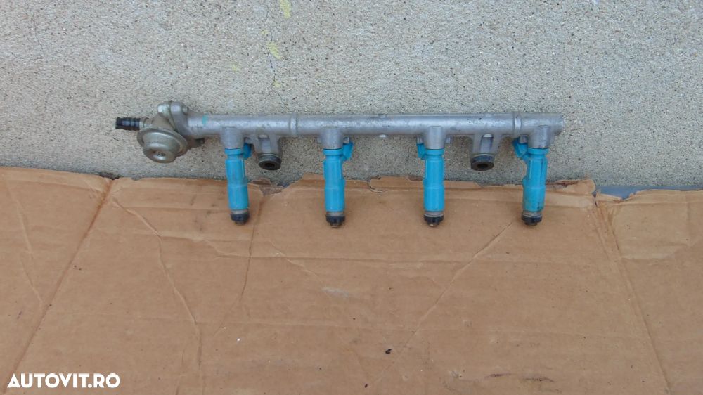 Rampa injectoare Toyota Yaris motor 1.3 benzina an 2005-2011 - 4