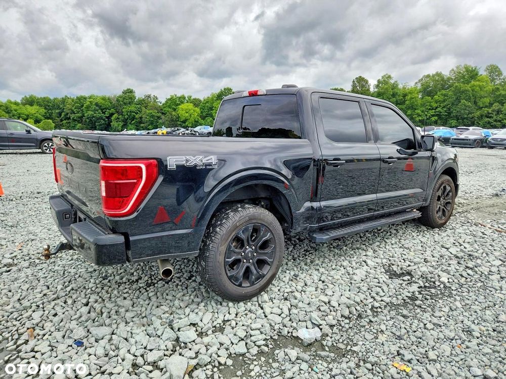 Ford F150 - 4