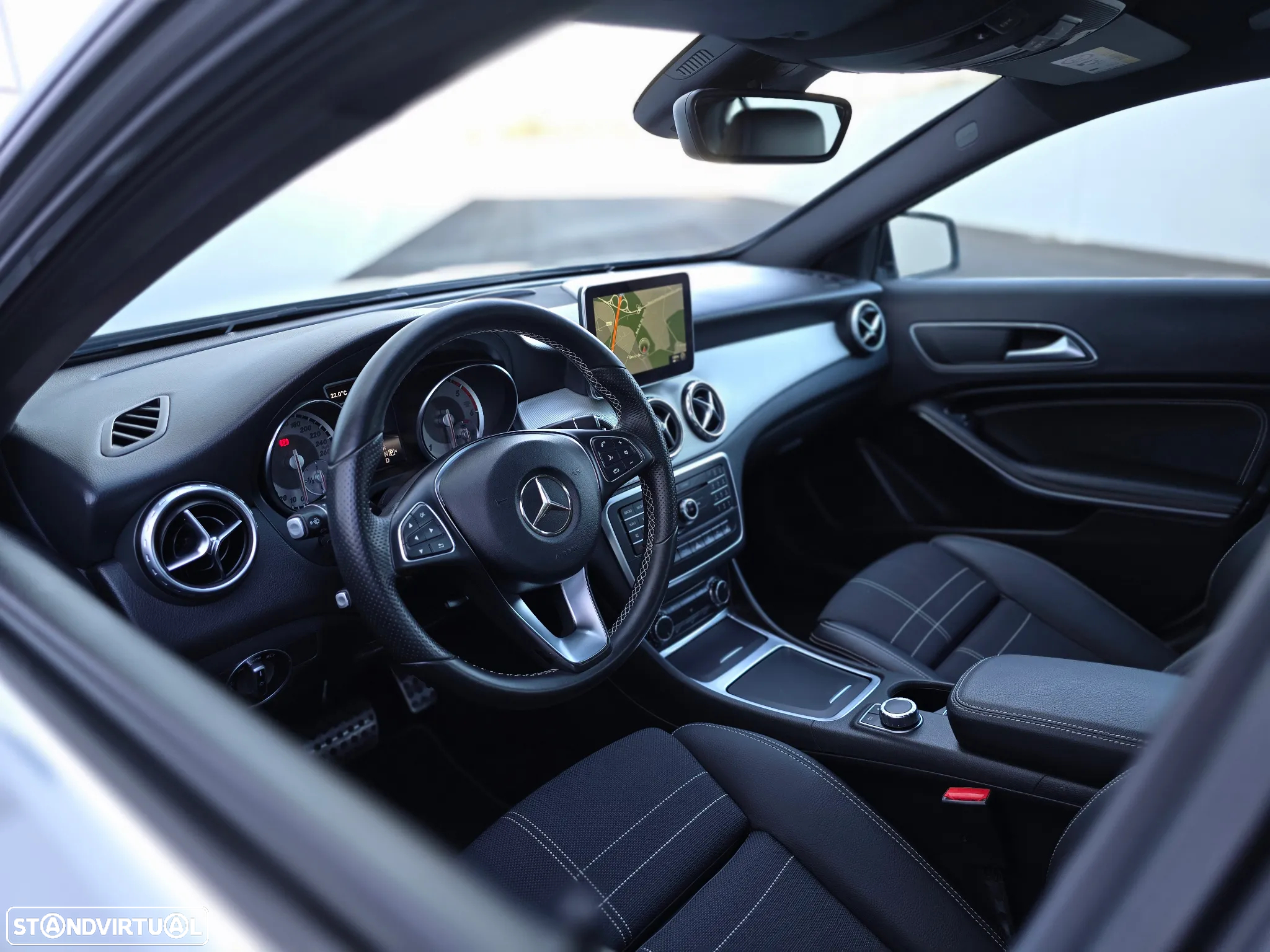 Mercedes-Benz GLA 200 CDi Urban Aut. - 15
