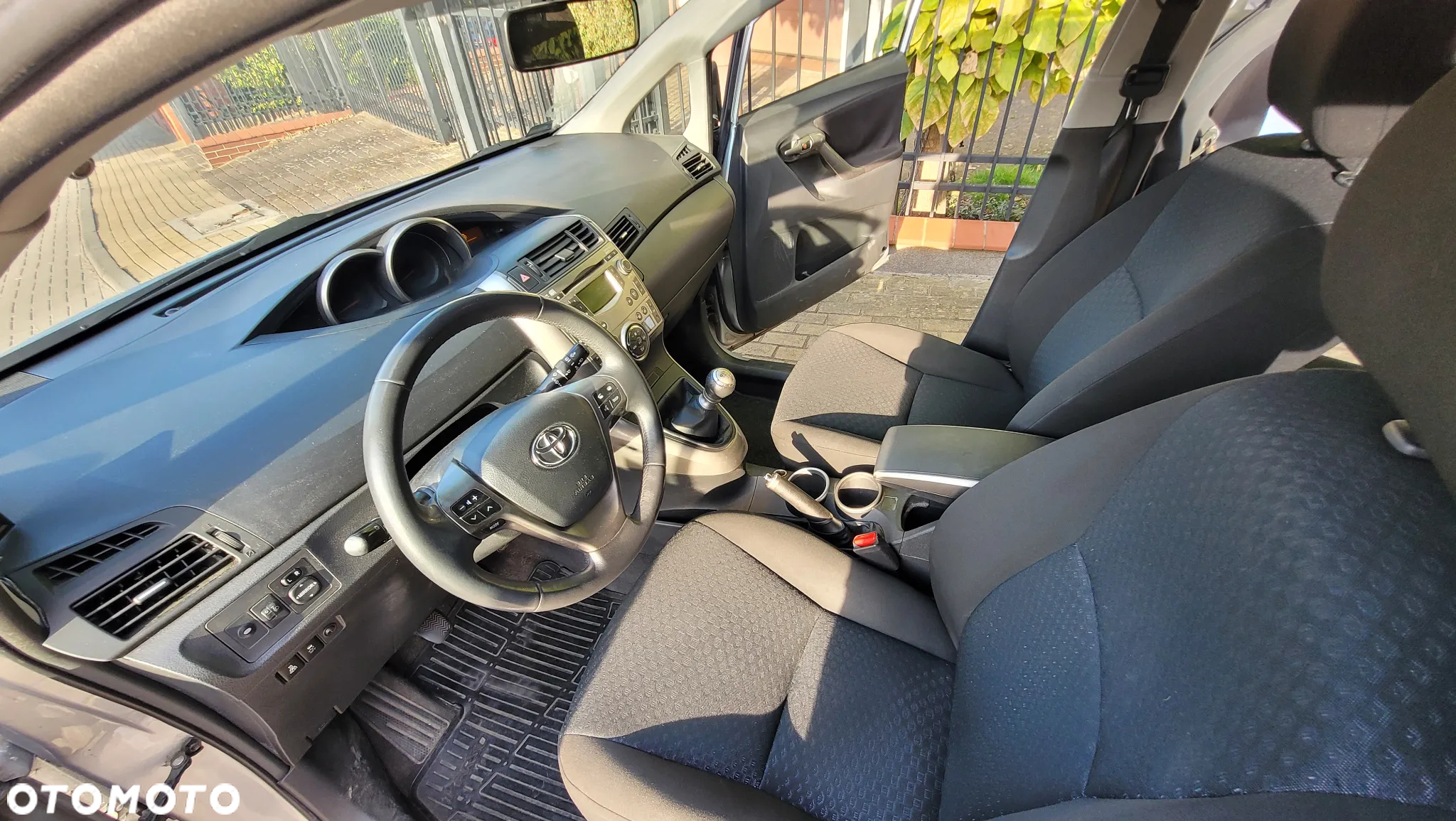 Toyota Verso 2.0 D-4D Luna 7os - 13