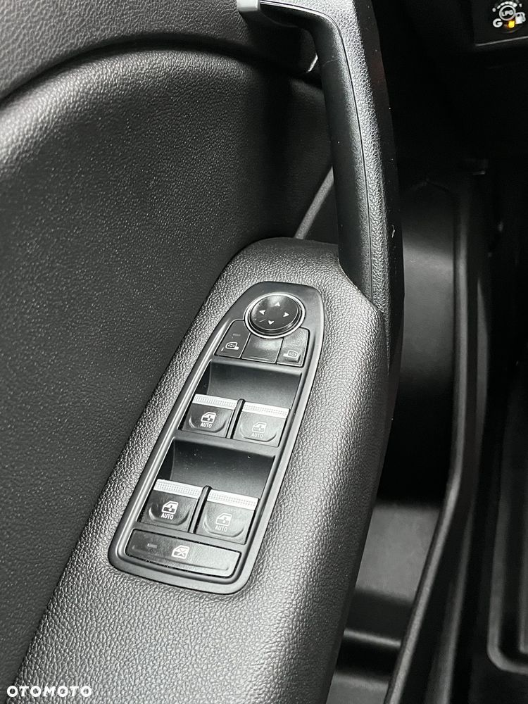 Renault Captur 1.0 TCe Intens - 12