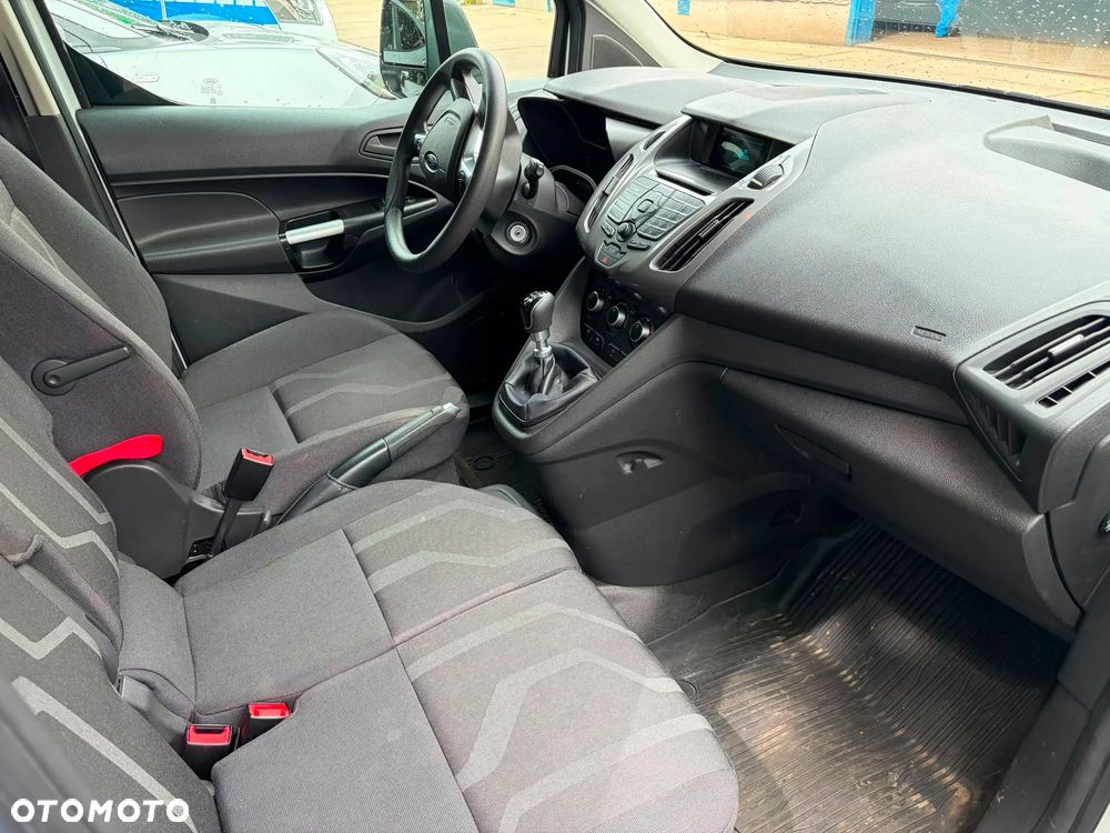 Ford Transit Connect - 9