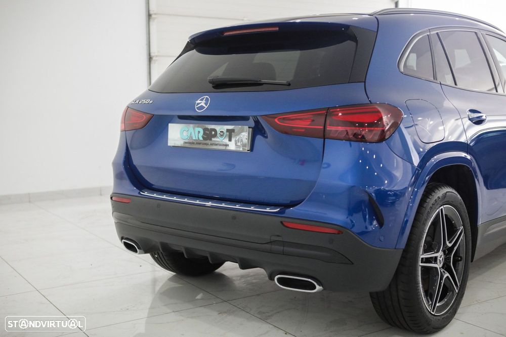 Mercedes-Benz GLA 250 e AMG Line - 10