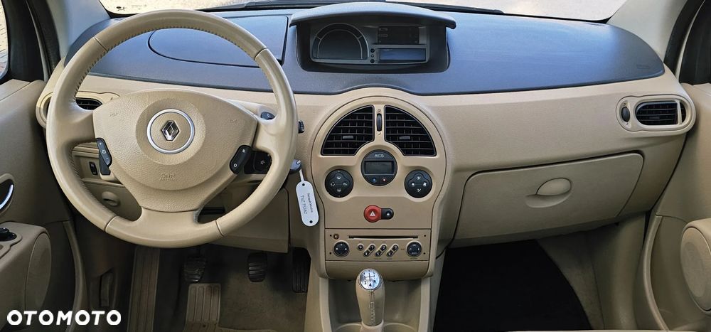 Renault Modus 1.6 16V Privilege - 21