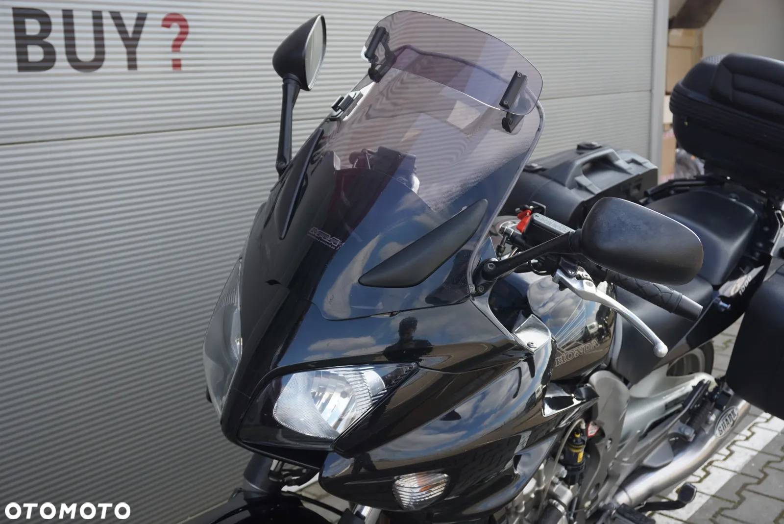 Honda CBF - 10