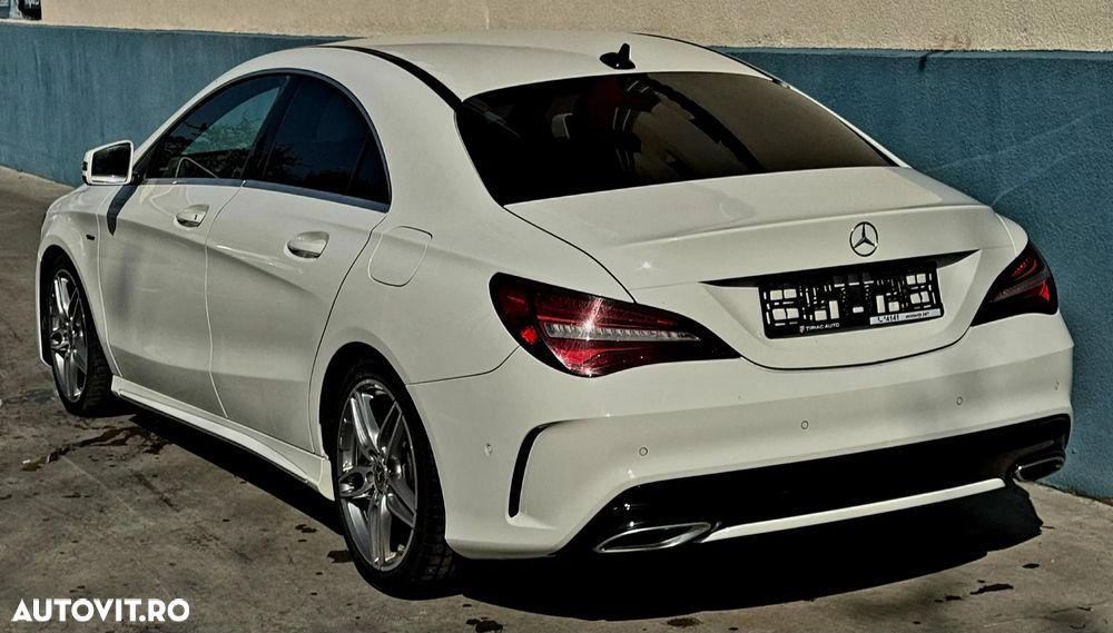 Mercedes-Benz CLA 200 - 4