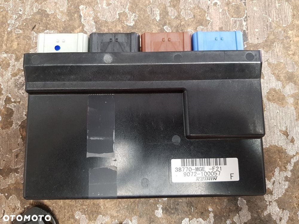 Moduł zapłonowy Ecu klucz Honda VFR 1200 F  38770-MGE-F21 - 2