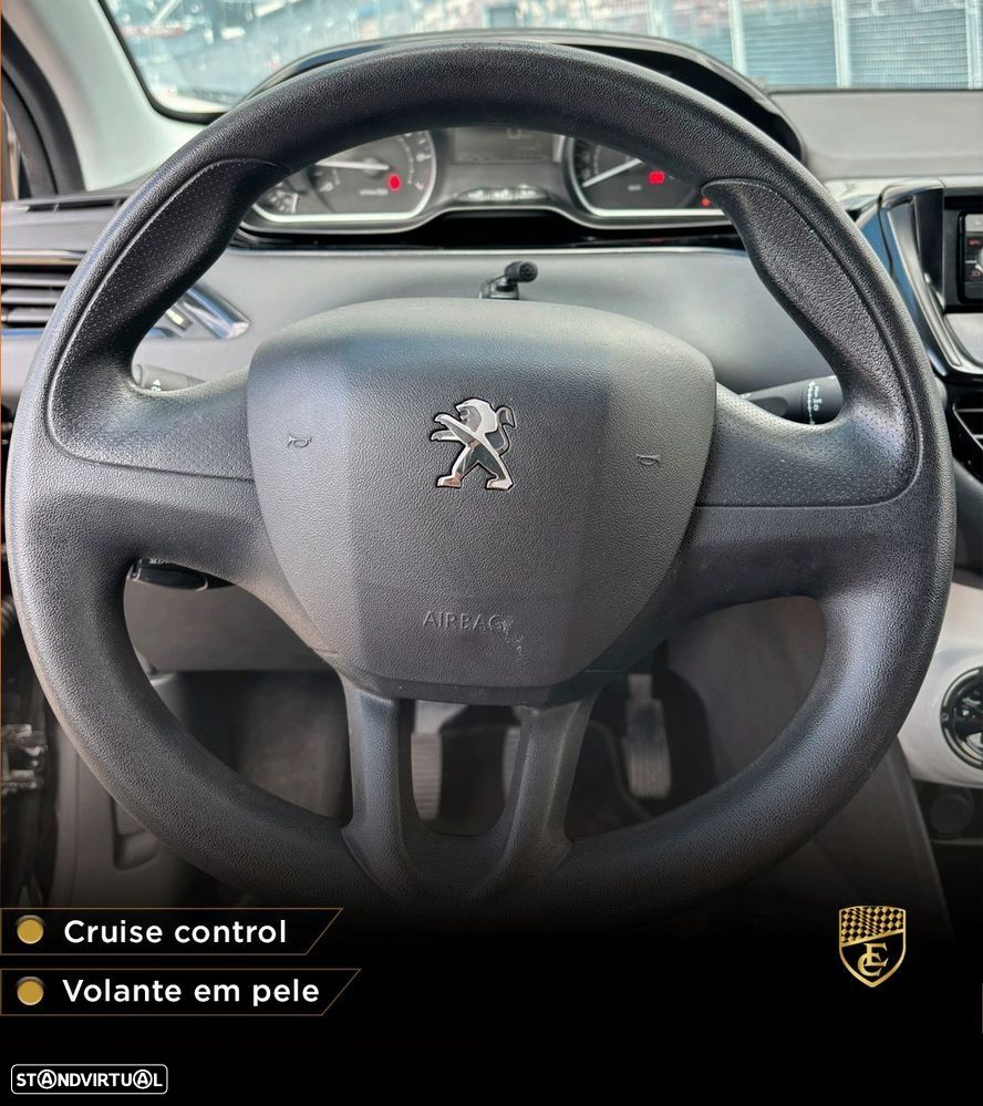 Peugeot 208 2019 photo 3
