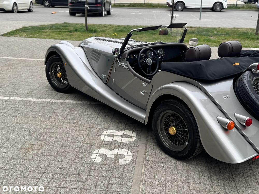 Morgan Plus Four - 13