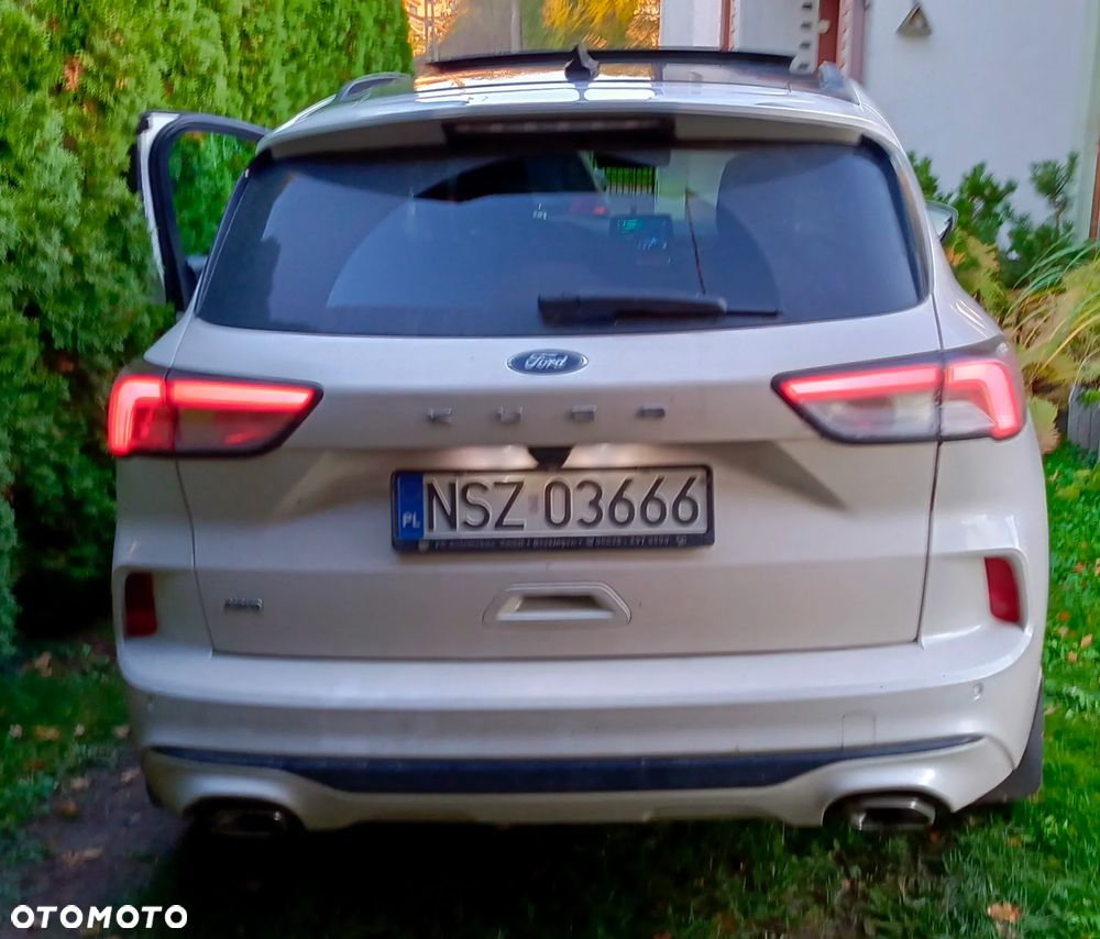 Ford Kuga 2.0 EcoBlue 4x4 ST-LINE X - 3