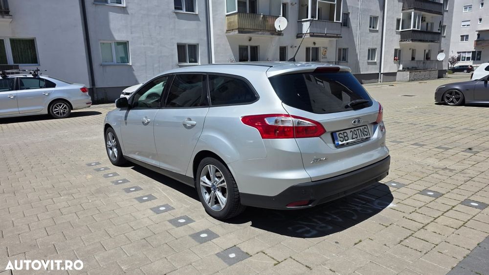Ford Focus - 17
