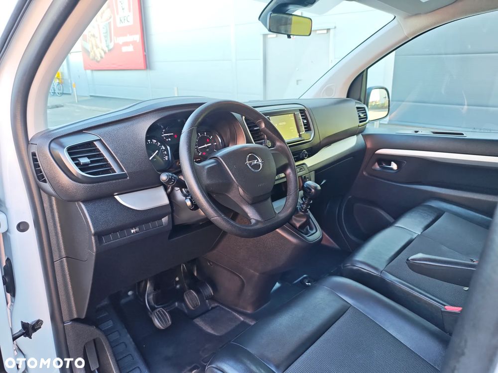Opel Vivaro - 16