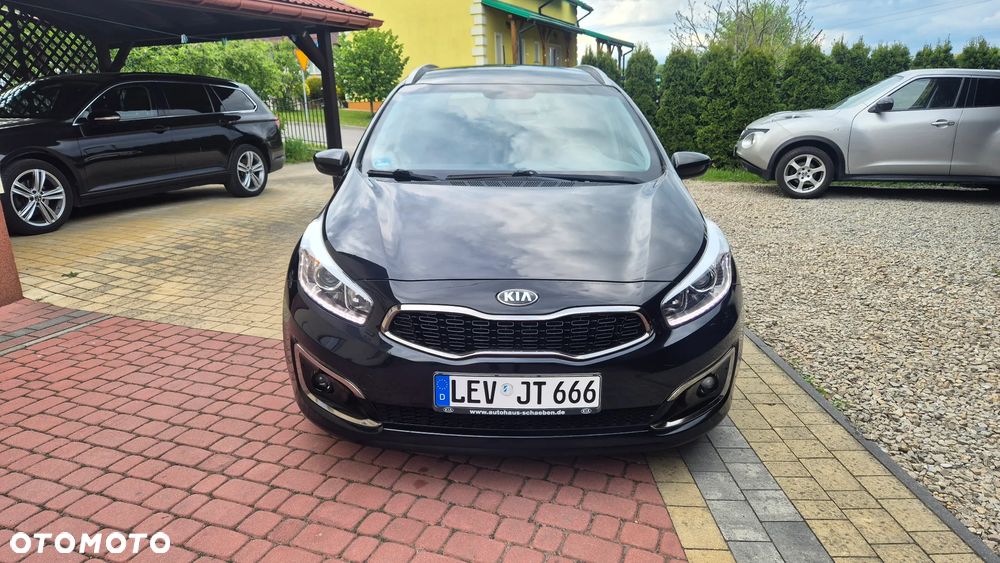 Kia Ceed 1.0 T-GDI ISG Dream-Team Edition - 6