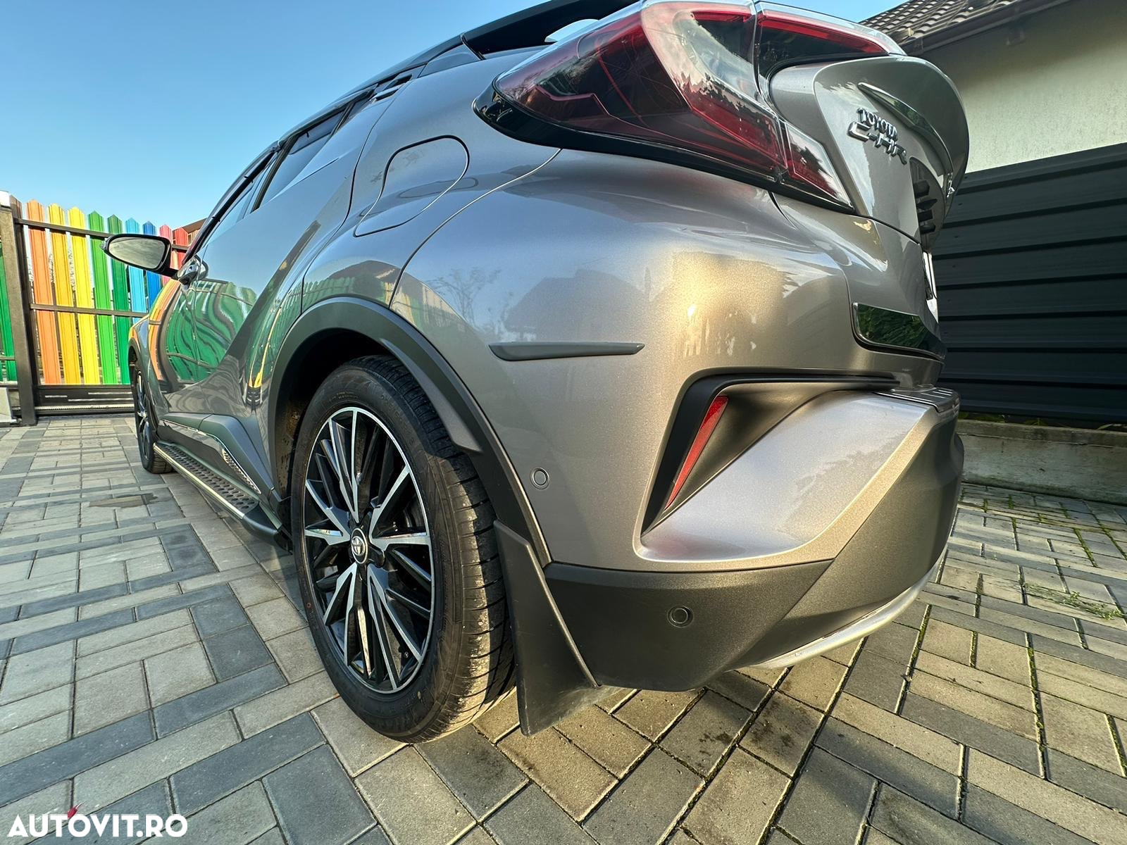 Toyota C-HR 1.8 HSD 4x2 CVT C-lassy LED - 19