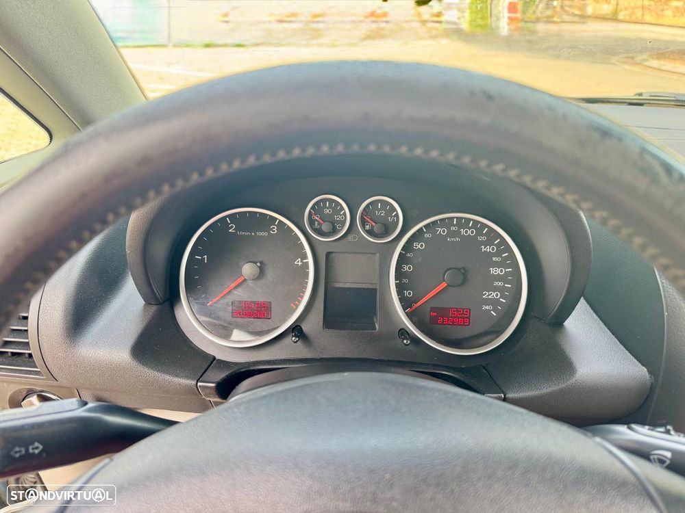 Audi A2 1.4 TDi Ambiente - 5