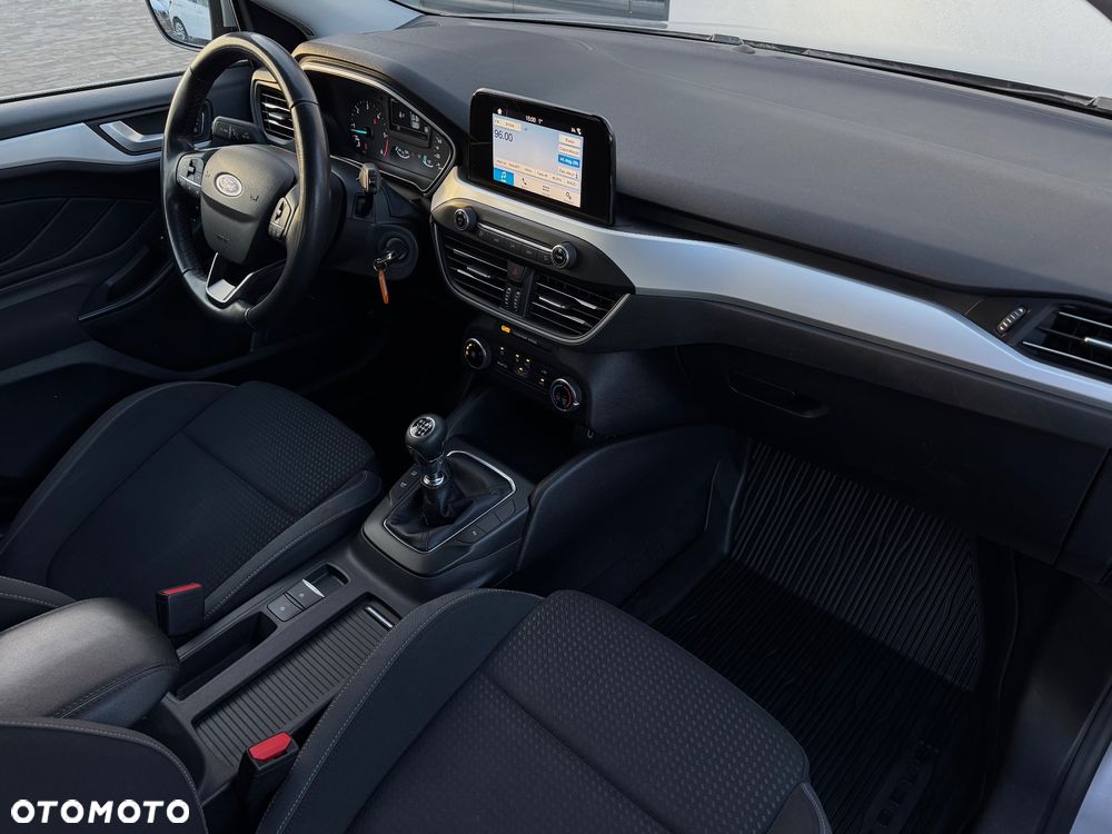 Ford Focus SW 1.5 TDCi Trend - 25