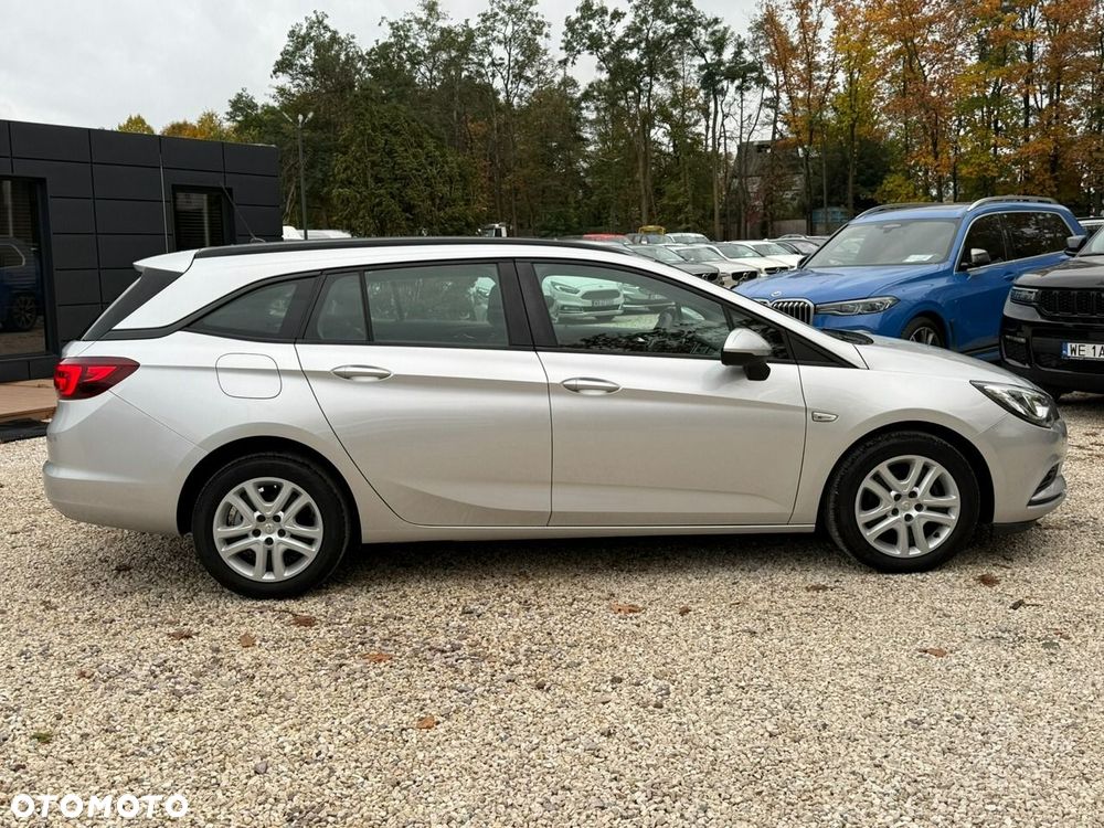 Opel Astra 2016 photo 2