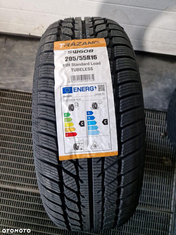 Volkswagen Golf - 33