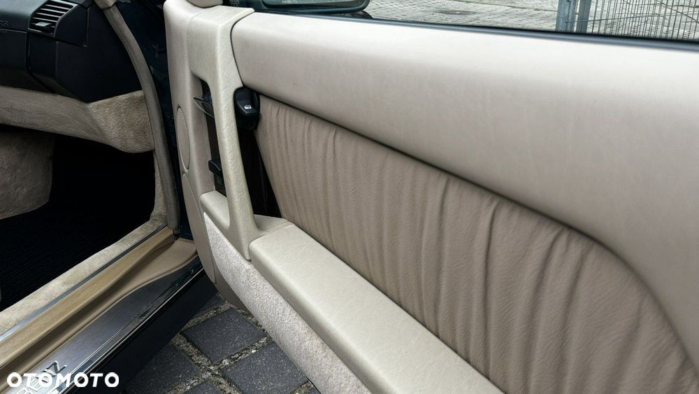 Mercedes-Benz SL - 20