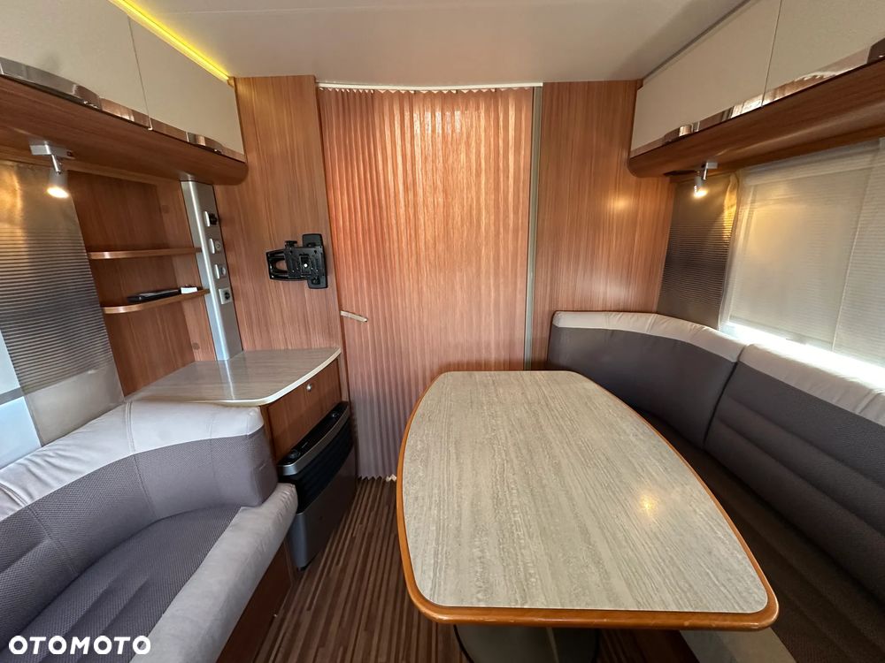 Adria ADORA 613 HT z przedsionkiem Isabella i napędem osi. RATY - 24