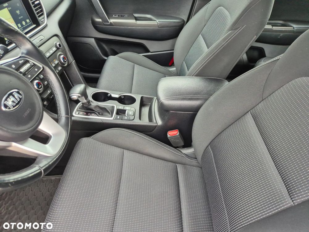 Kia Sportage 1.6 T-GDI 2WD DCT VISION - 17