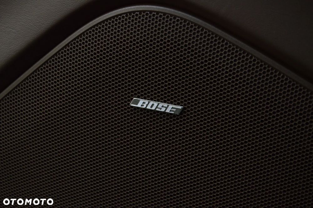 Porsche Panamera 4S - 25