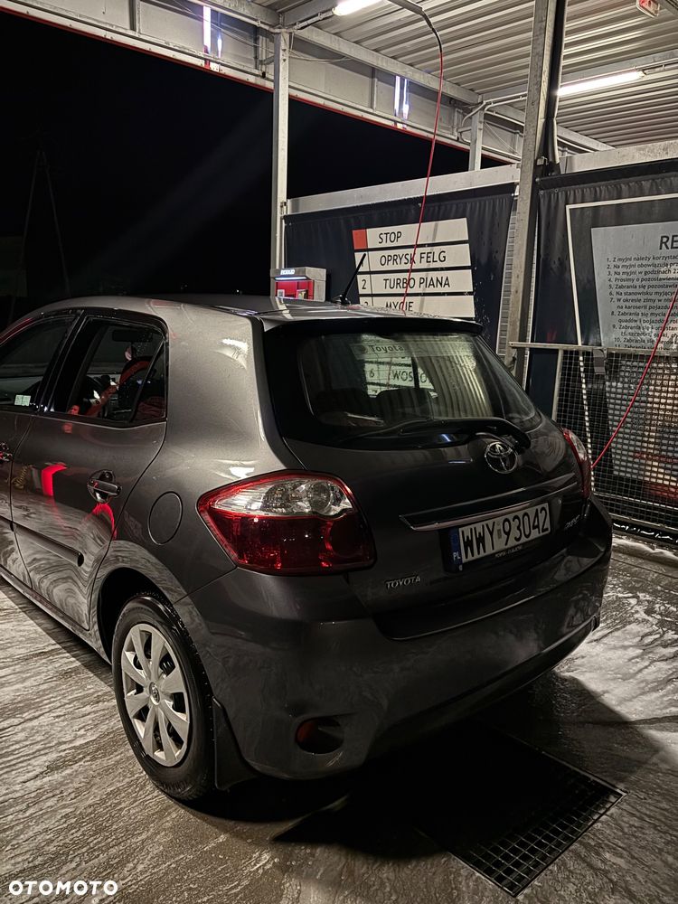 Toyota Auris - 3