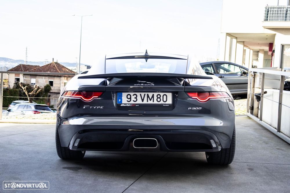Jaguar F-Type 2.0 i4 R-Dynamic - 6