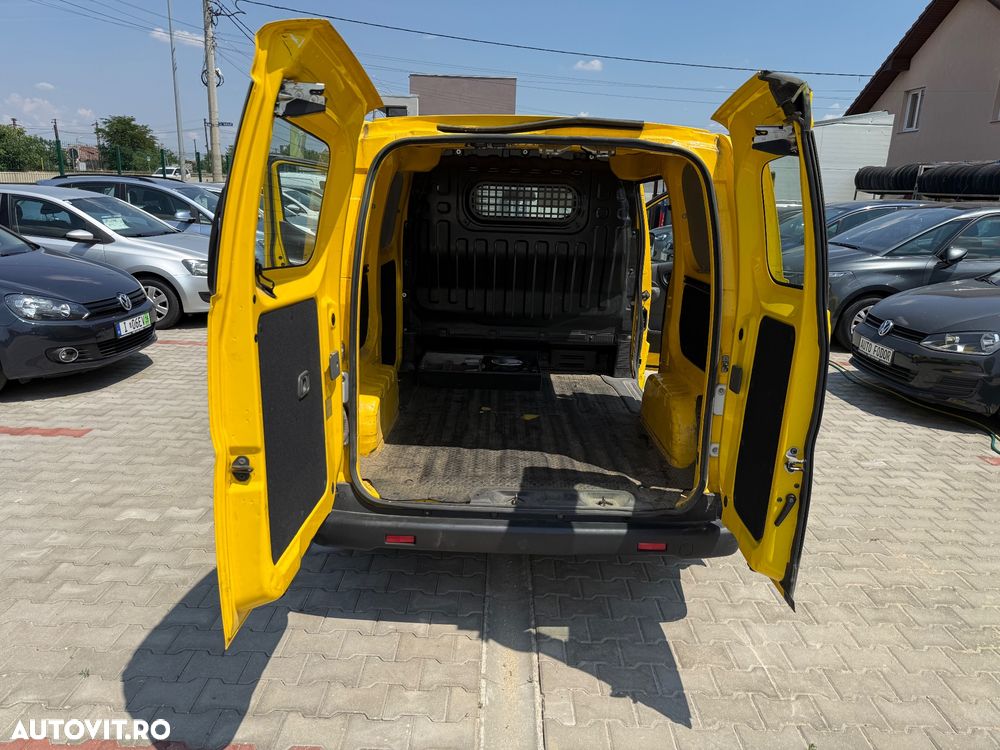 Nissan NV200 - 32
