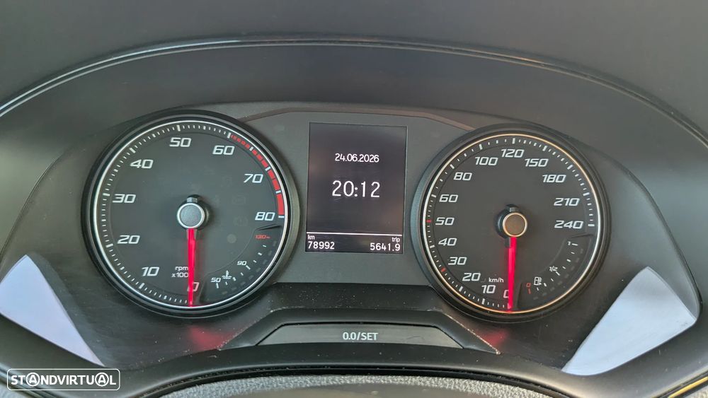 SEAT Arona 1.0 TSI FR - 8