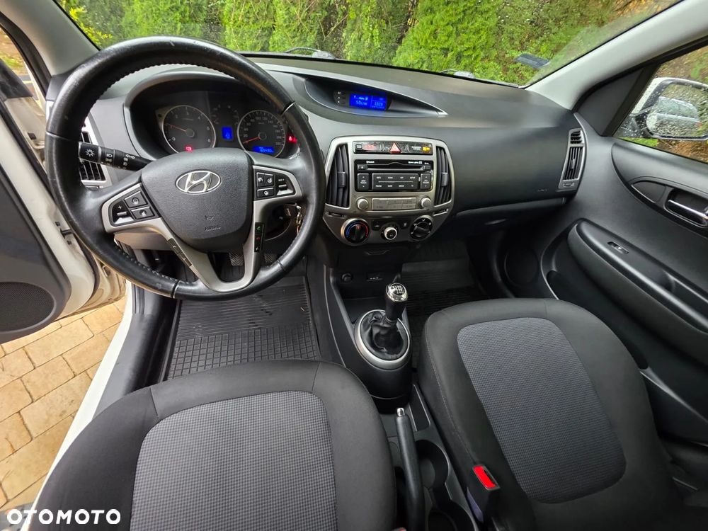 Hyundai i20 1.1 CRDi Style - 9