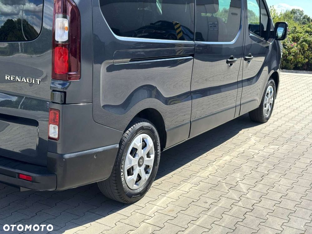 Renault Trafic - 23