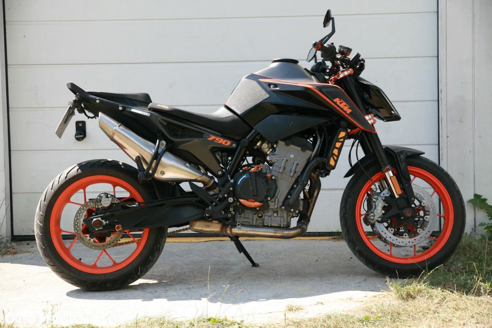 KTM Duke - 4