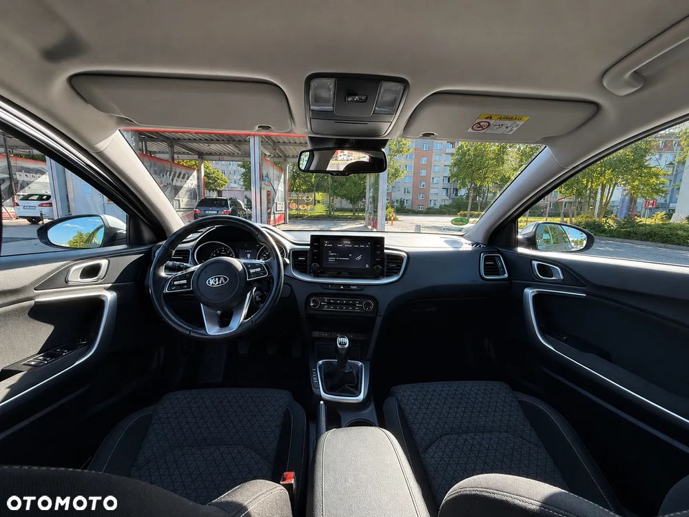 Kia Ceed 1.4 T-GDI M - 11