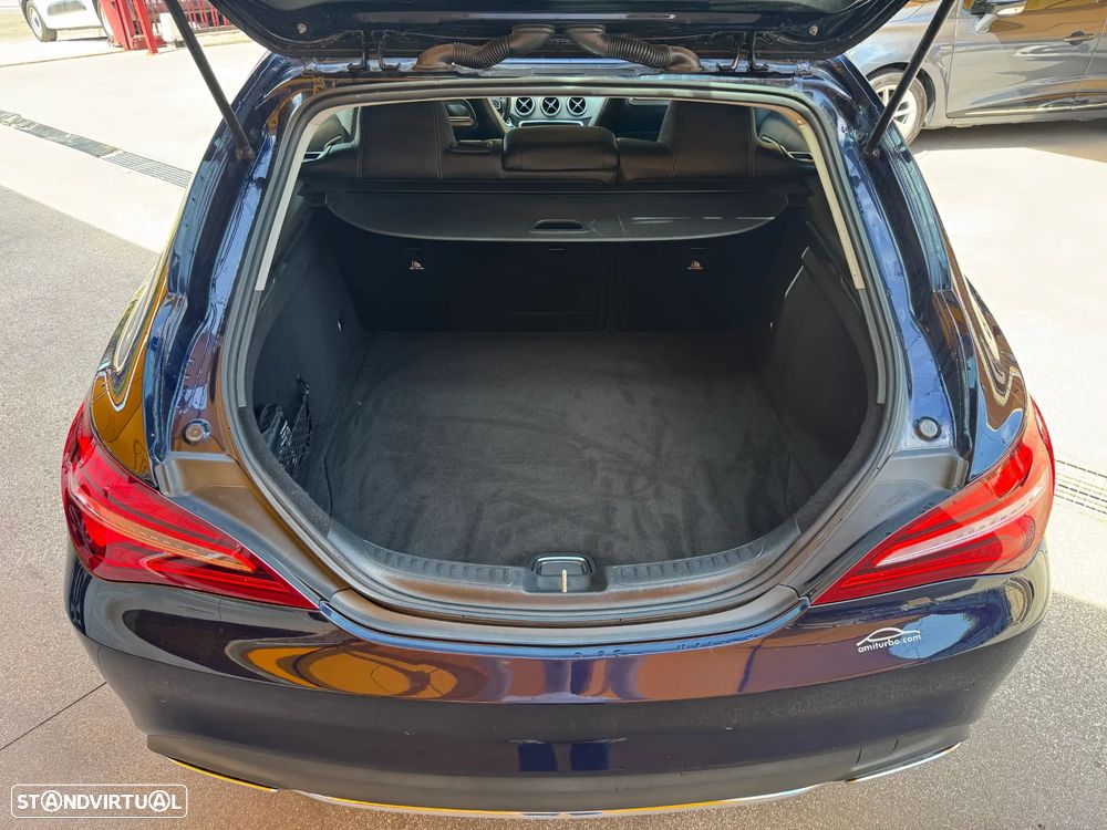 Mercedes-Benz CLA 180 d Shooting Brake Urban - 12
