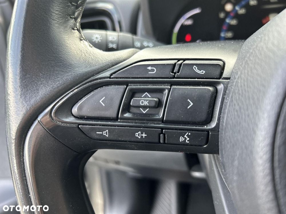 Toyota Yaris Cross Hybrid 1.5 Comfort - 17