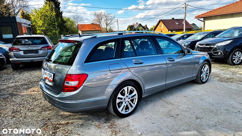 Mercedes-Benz Klasa C 180 BlueEFFICIENCY 7G-TRONIC Avantgarde - 13